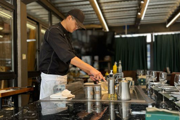 鹤隐半山 Teppanyaki