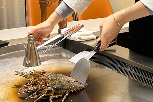 楽昧 Teppanyaki