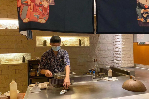 银座日本料理 Teppanyaki restaurant interior