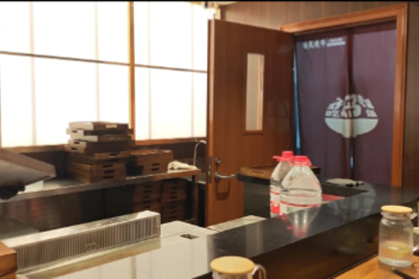 板炙造牛烧肉饭 Teppanyaki restaurant interior