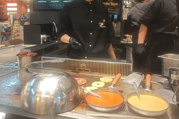 Bibi'BOX英式板前汉堡 Teppanyaki restaurant interior
